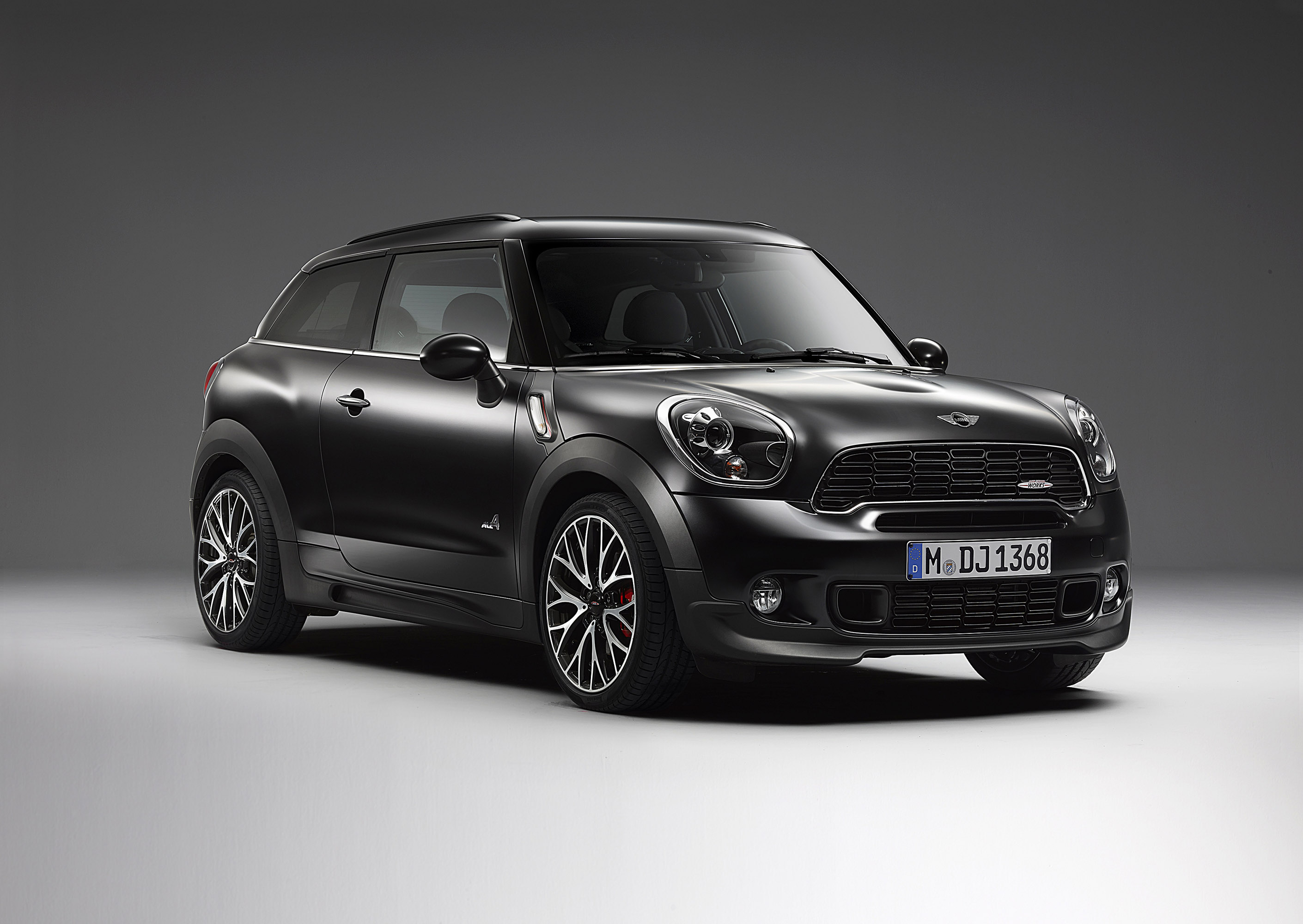 MINI John Cooper Works Paceman Frozen Black