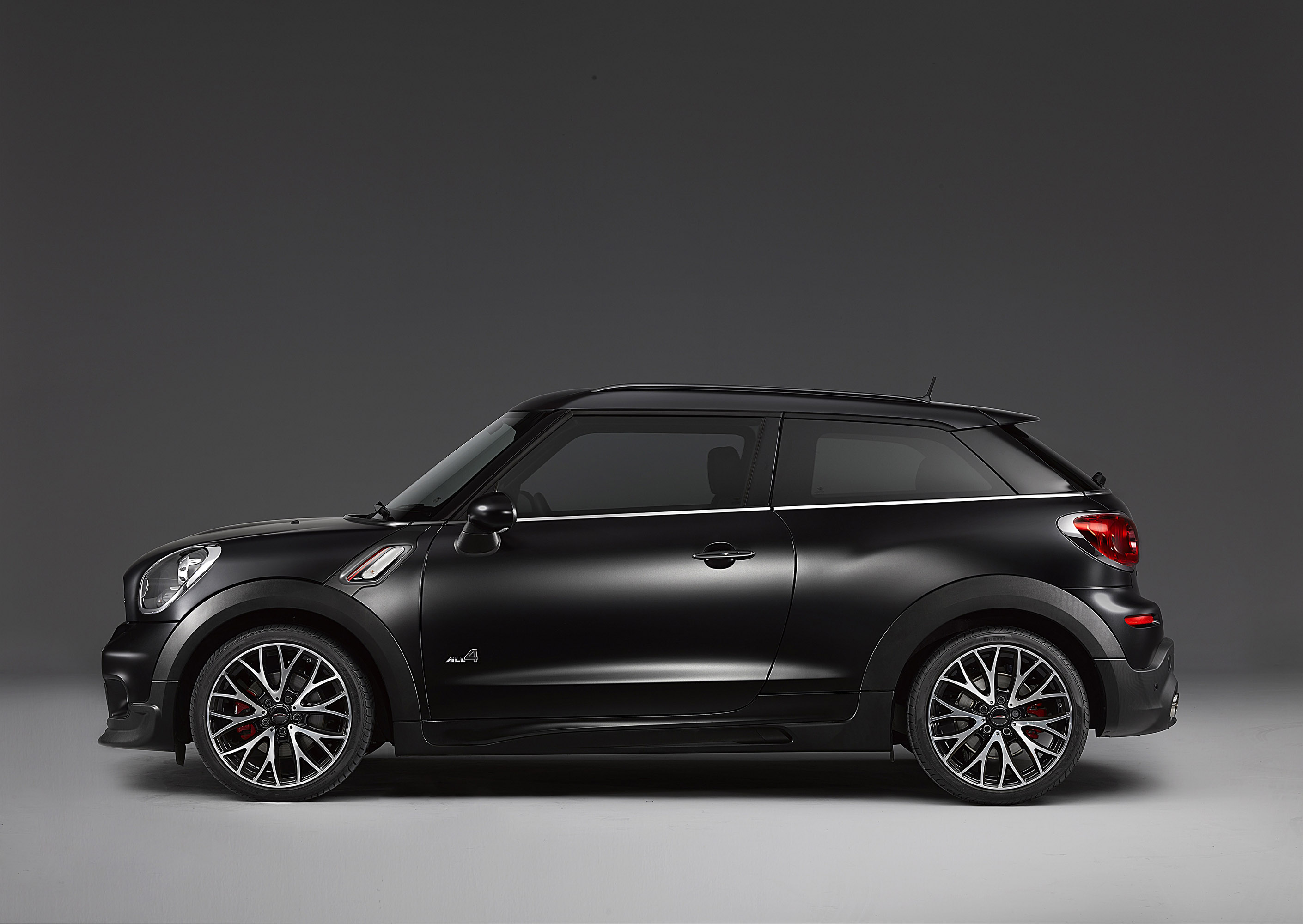 MINI John Cooper Works Paceman Frozen Black