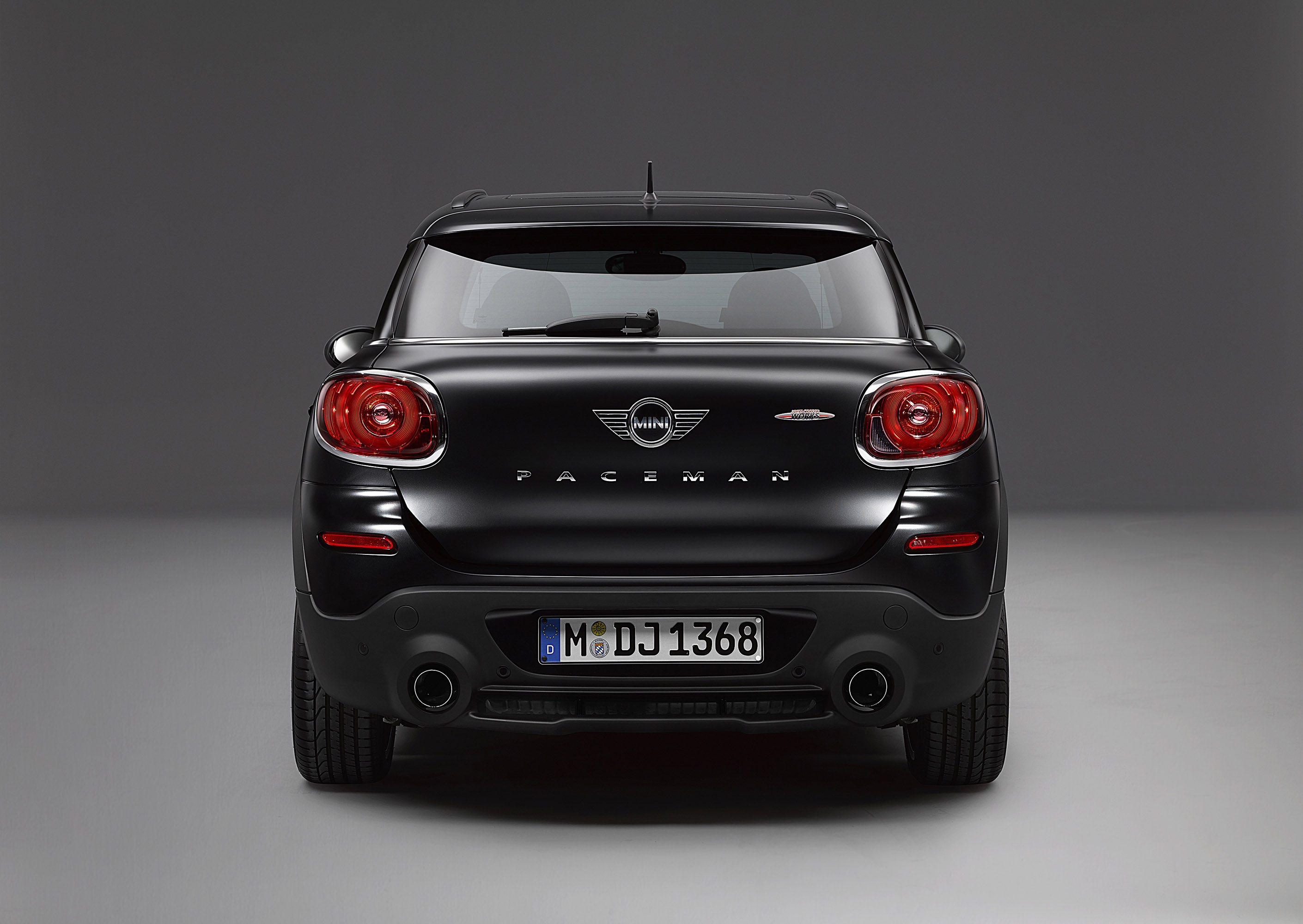 MINI John Cooper Works Paceman Frozen Black