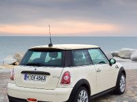 MINI One D (2009) - picture 3 of 3