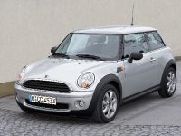 MINI One (2007)