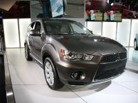 Mitsubishi at New York (2010) - picture 2 of 2