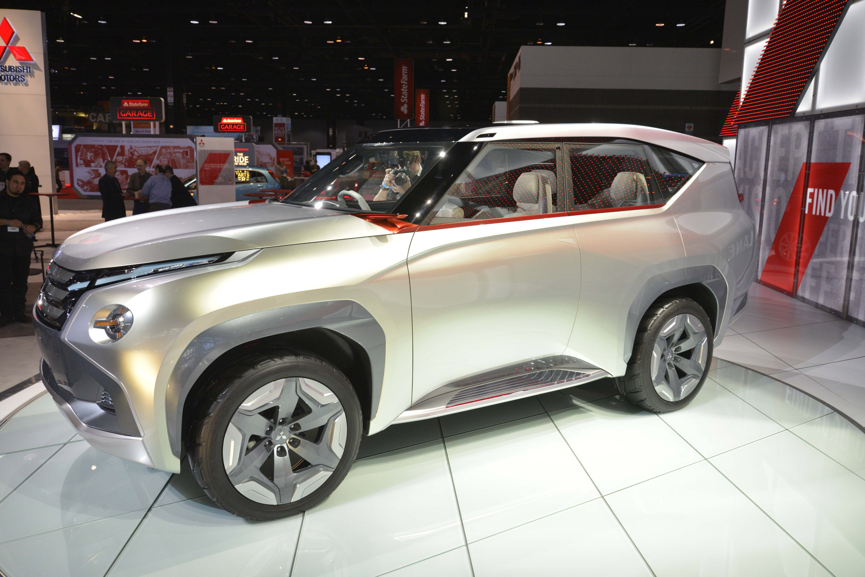 Mitsubishi Concept GC-PHEV Chicago