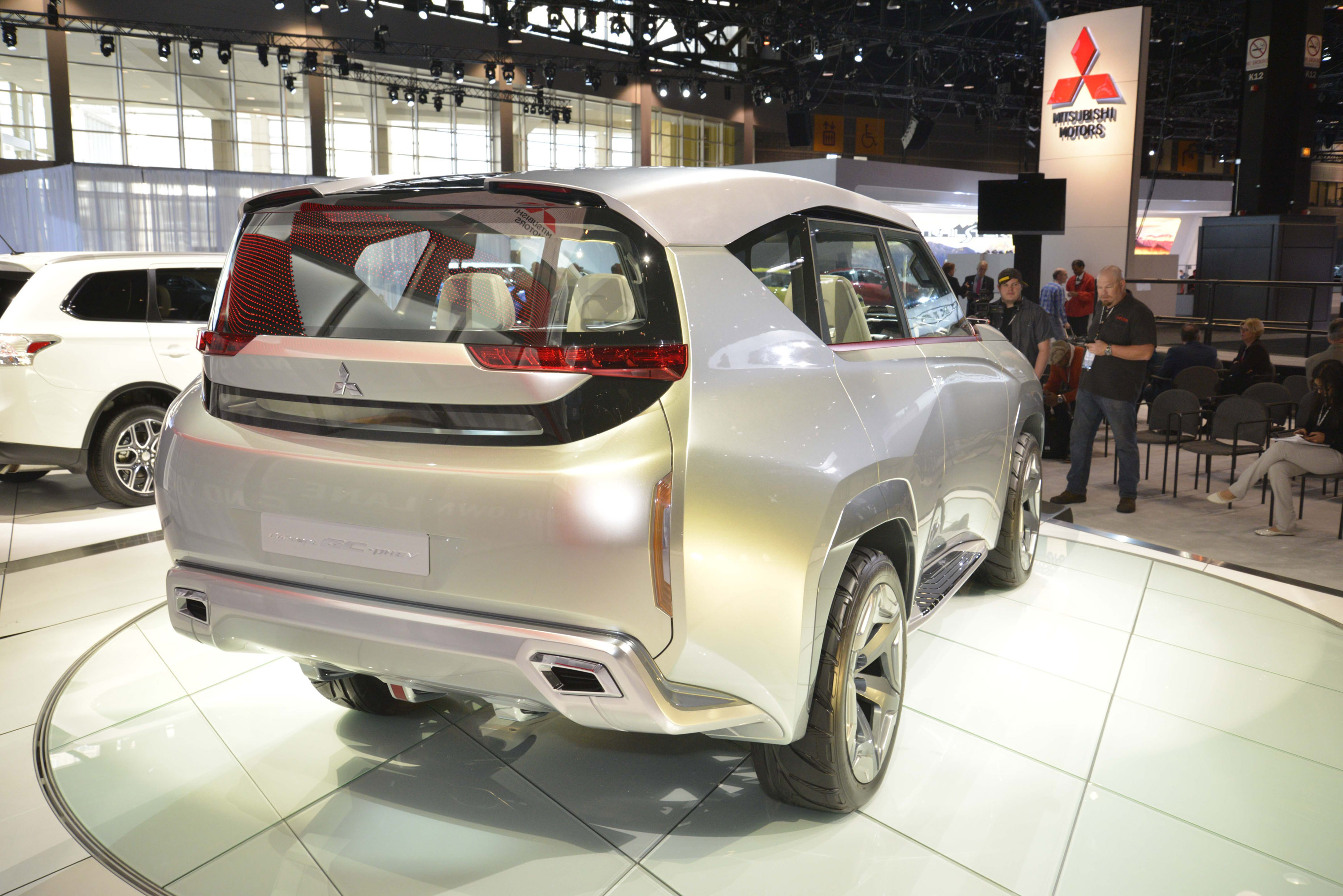 Mitsubishi Concept GC-PHEV Chicago