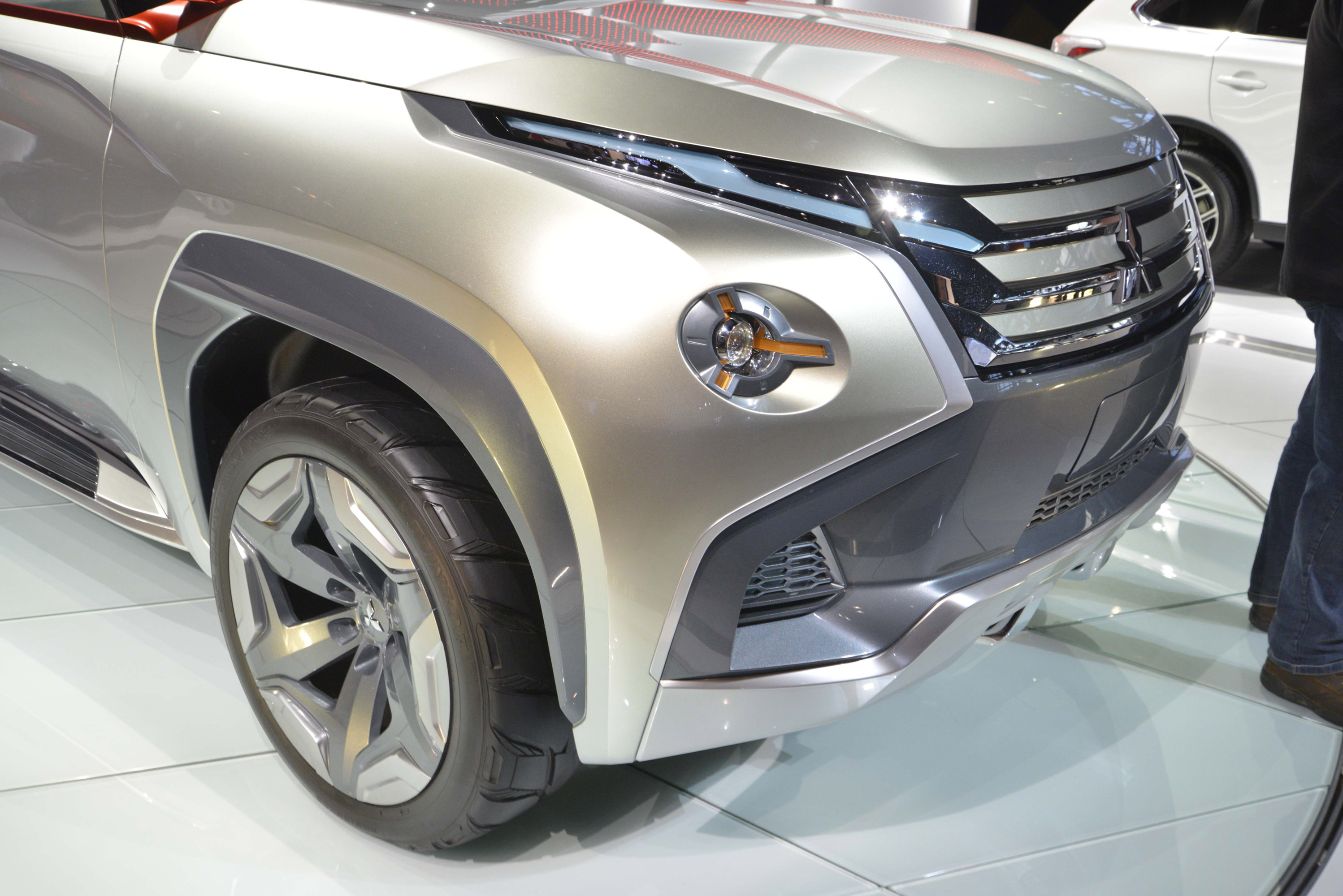 Mitsubishi Concept GC-PHEV Chicago