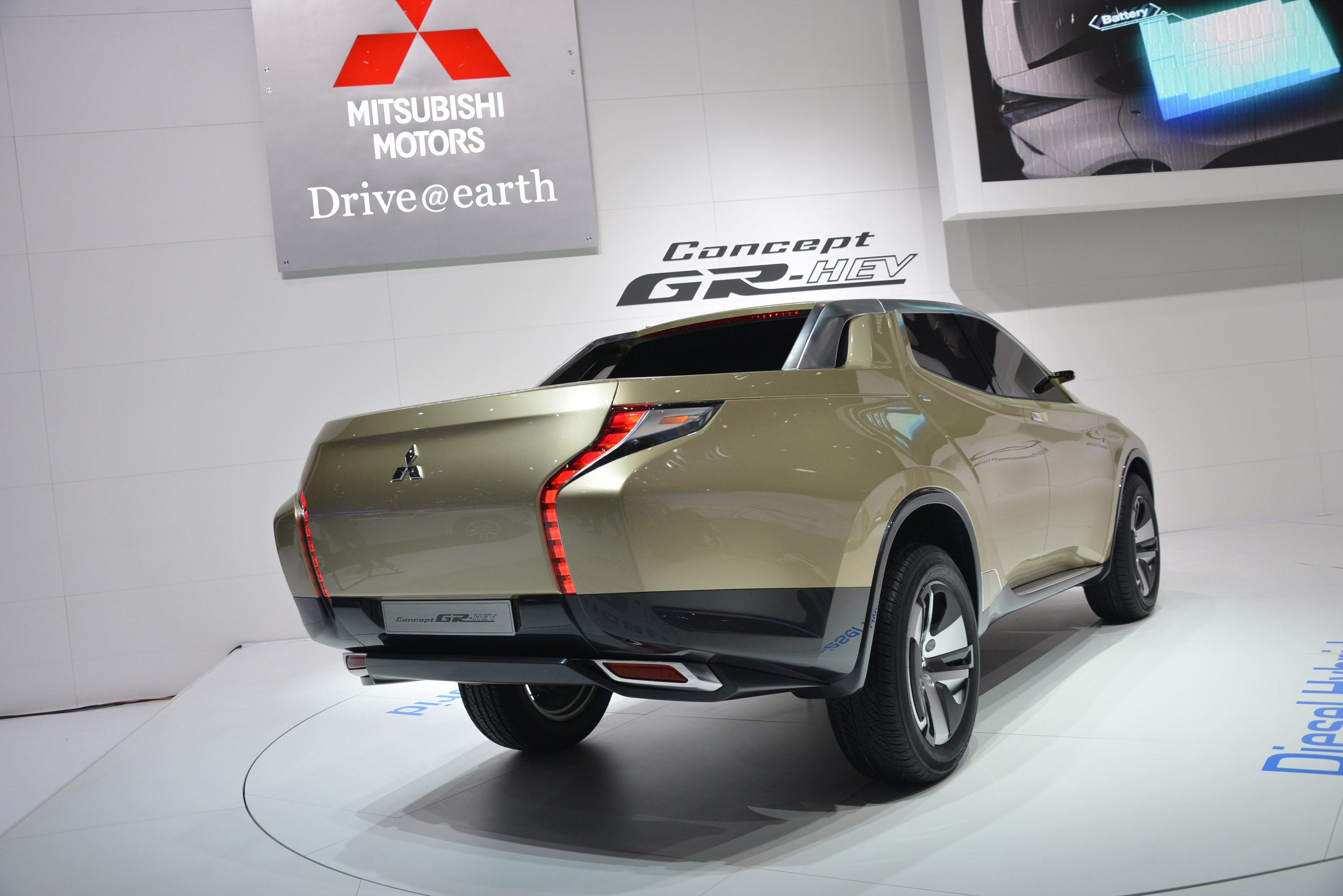 Mitsubishi Concept GR-HEV Geneva