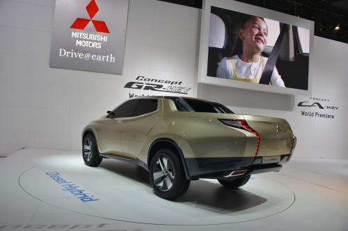 Mitsubishi Concept GR-HEV Geneva (2013) - picture 9 of 19