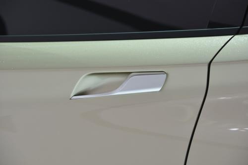 Mitsubishi Concept GR-HEV Geneva (2013) - picture 16 of 19