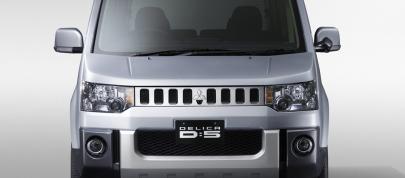 Mitsubishi Delica D5 (2007) - picture 4 of 6