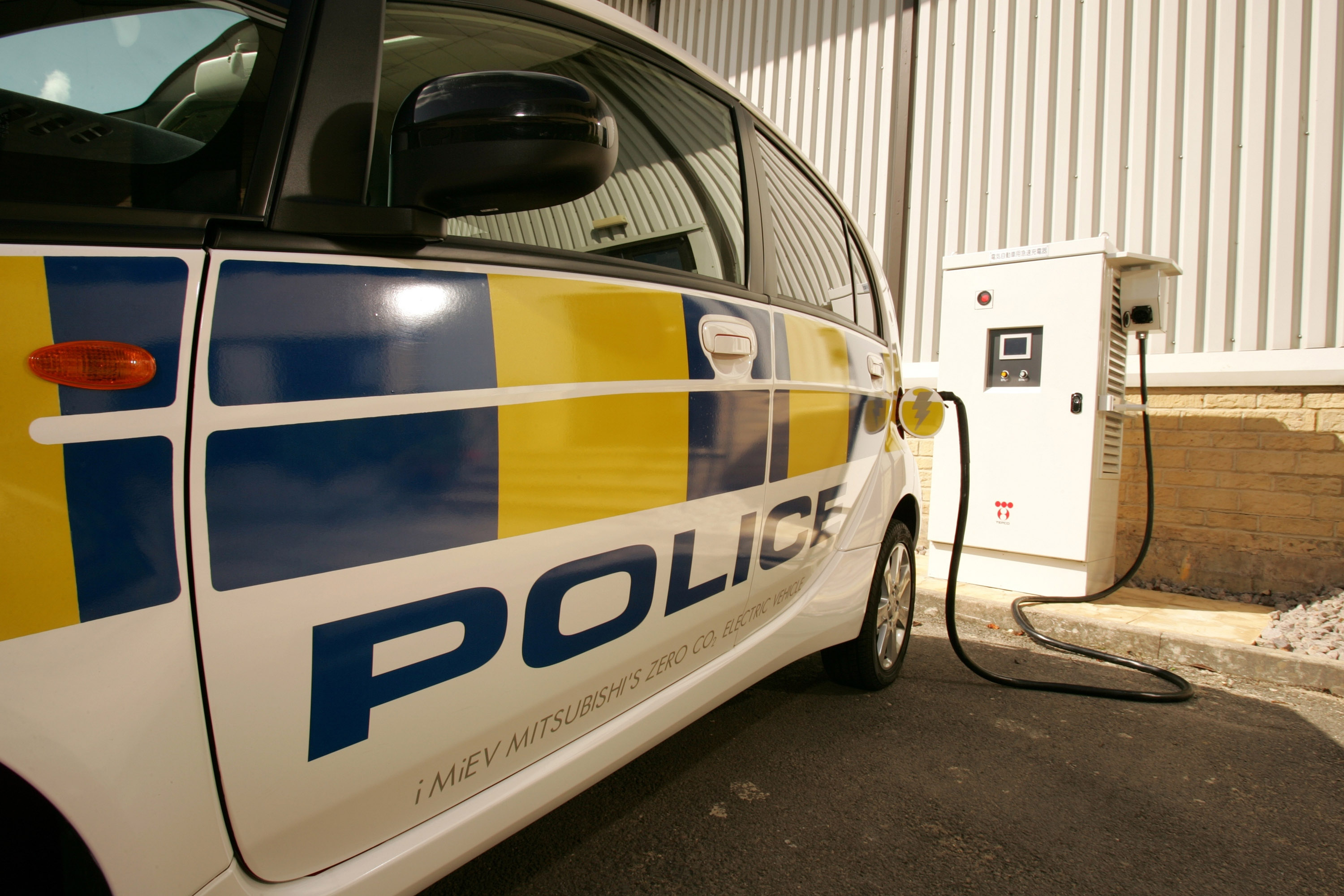 Mitsubishi i-MiEV UK Police car