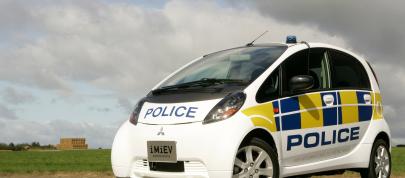 Mitsubishi i-MiEV UK Police car (2009) - picture 4 of 4