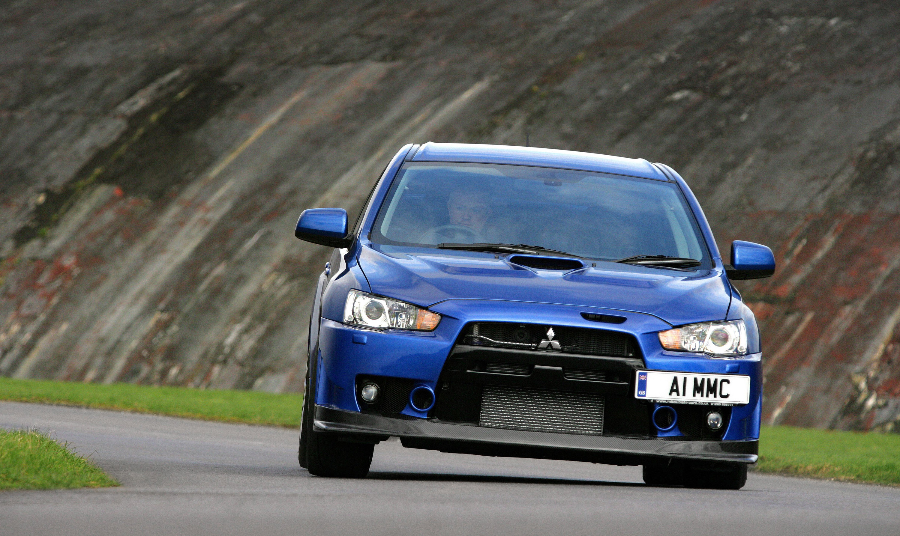 Mitsubishi Lancer Evolution X FQ-400