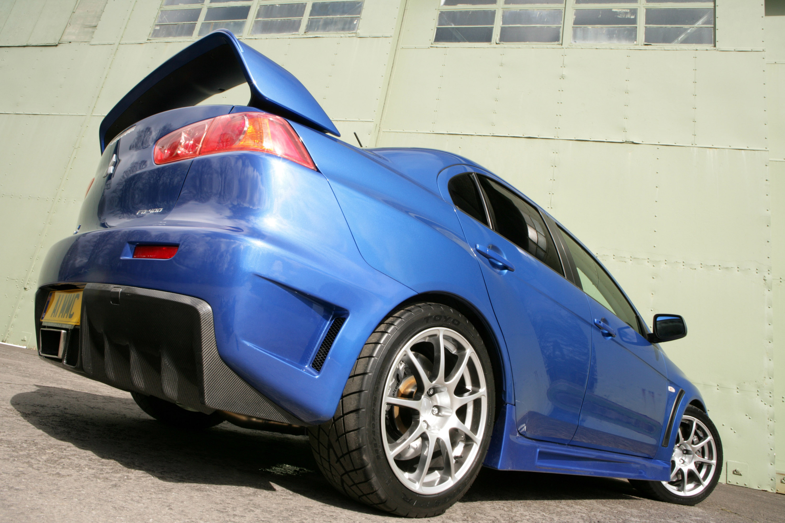 Mitsubishi Lancer Evolution X FQ-400