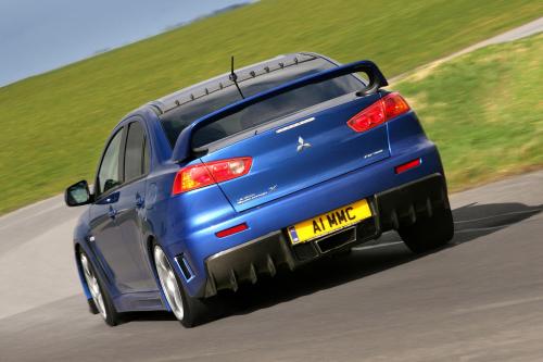 Mitsubishi Lancer Evolution X FQ-400 (2010) - picture 1 of 33
