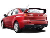 Mitsubishi Lancer Evolution X (2008) - picture 3 of 5