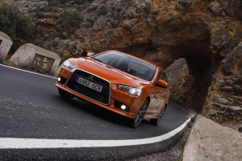 Mitsubishi Lancer Sportback (2008) - picture 1 of 3