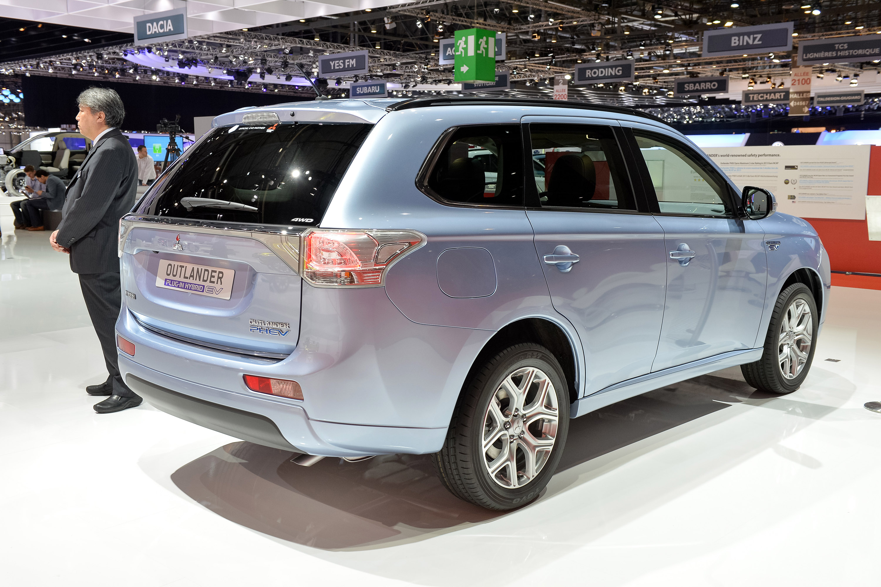 Mitsubishi Outlander PHEV Geneva