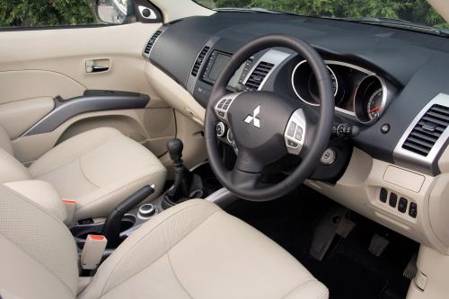 Mitsubishi Outlander Elegance (2007) - picture 16 of 16