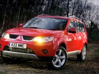 Mitsubishi Outlander (2007) - picture 1 of 16