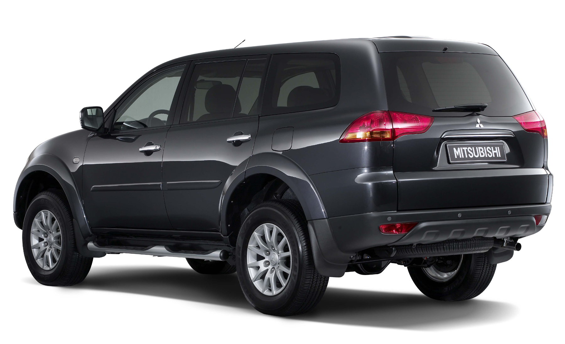 Mitsubishi Pajero Sport SUV