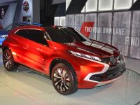 thumbnail image of Mitsubishi XR-PHEV Los Angeles 2014