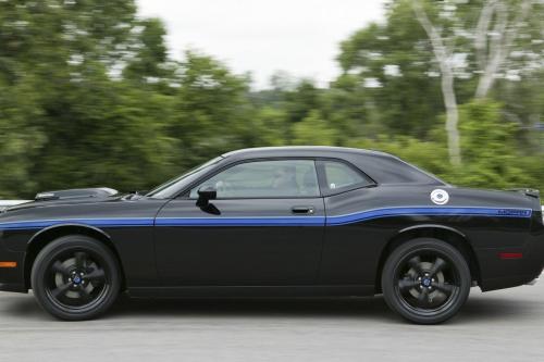 MOPAR at the  SEMA (2010) - picture 25 of 38