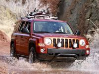 MOPAR at the  SEMA (2010) - picture 34 of 38