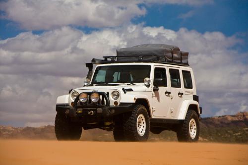 Mopar Underground Jeep Wrangler Overland (2009) - picture 1 of 2