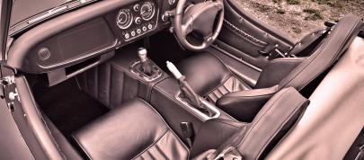 Morgan Plus 8 (2012) - picture 4 of 5