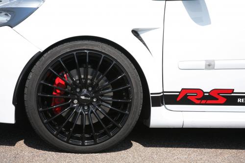 MR Car Design Renault Clio RS (2011) - picture 8 of 10