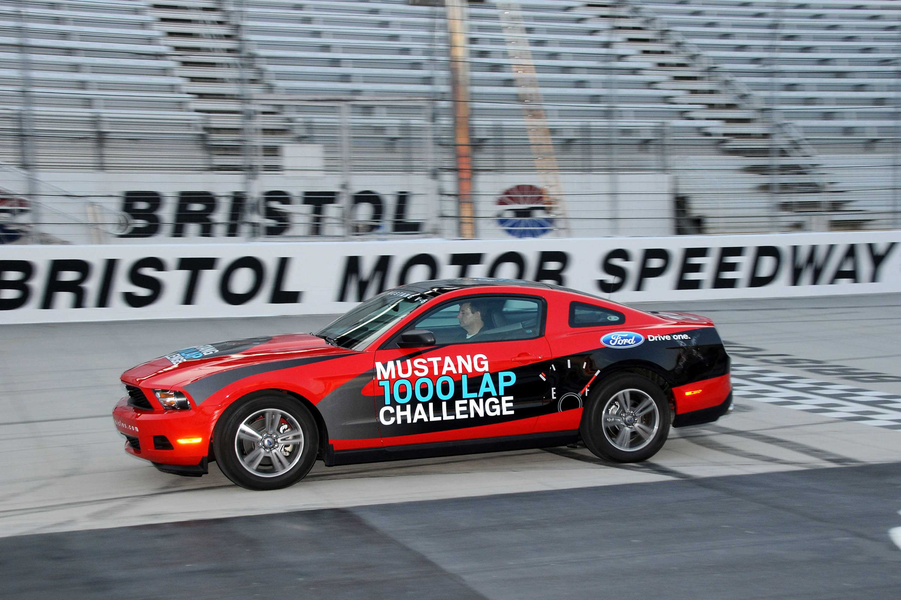 Ford Mustang 1000 Lap Challenge