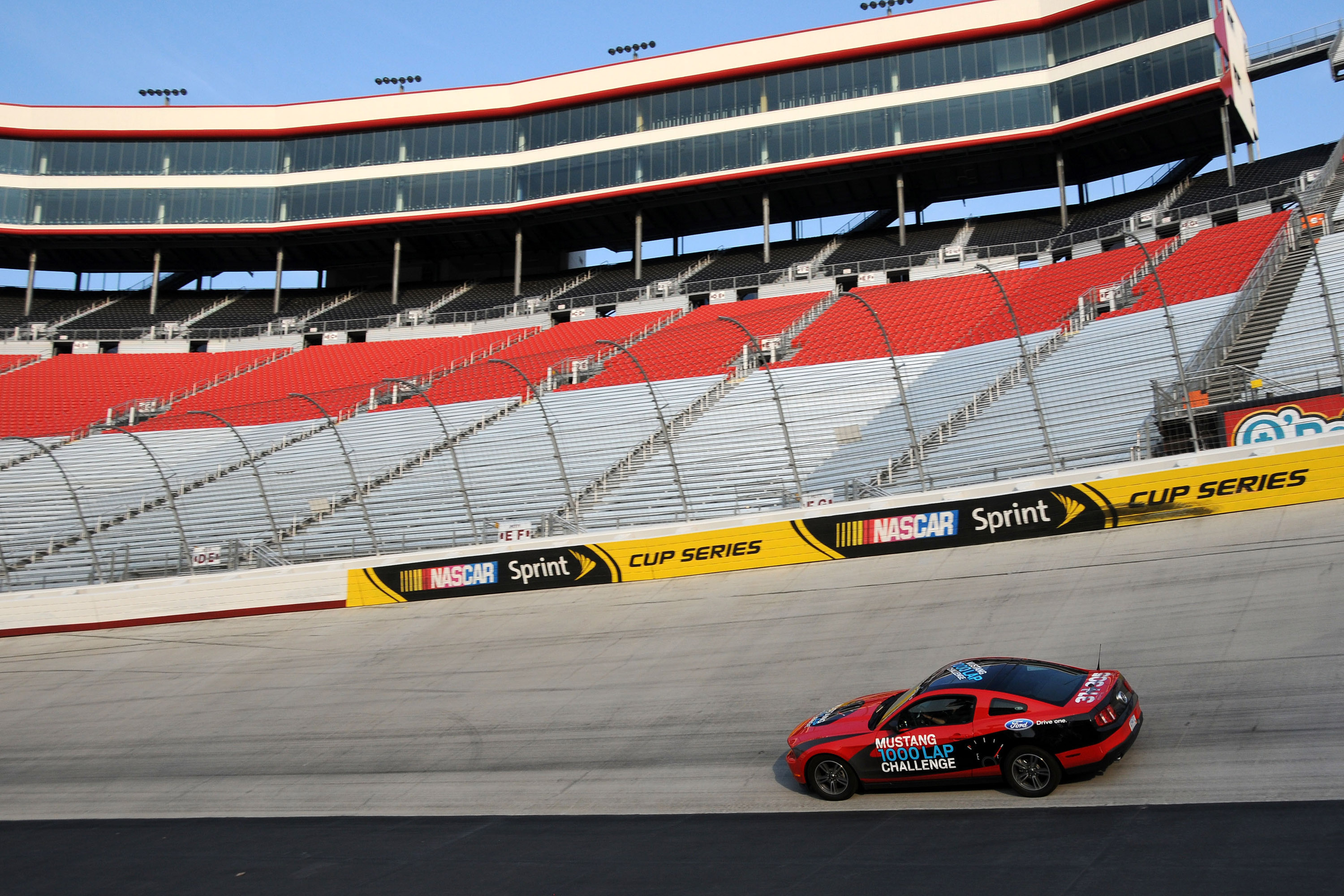 Ford Mustang 1000 Lap Challenge