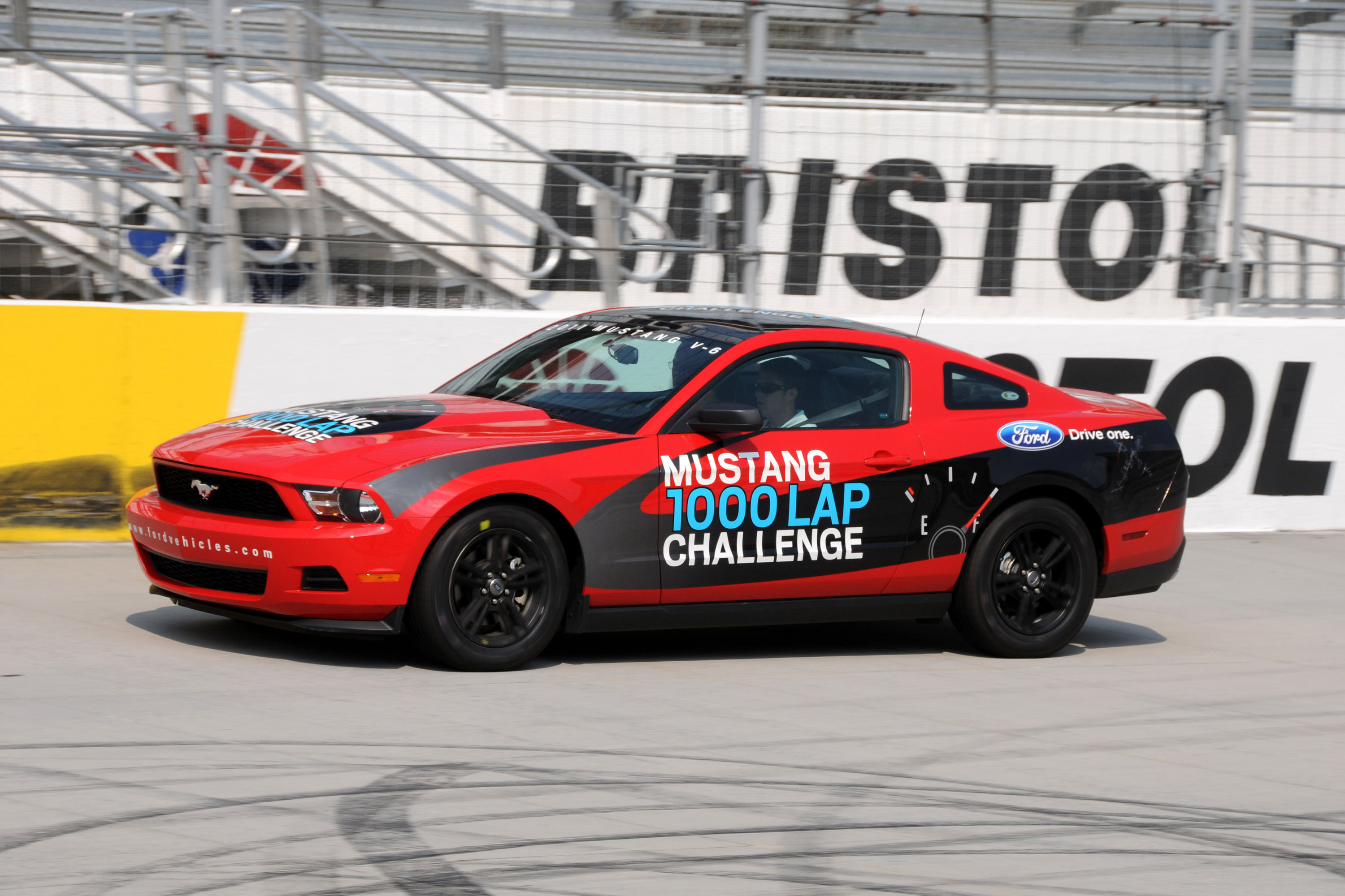 Ford Mustang 1000 Lap Challenge