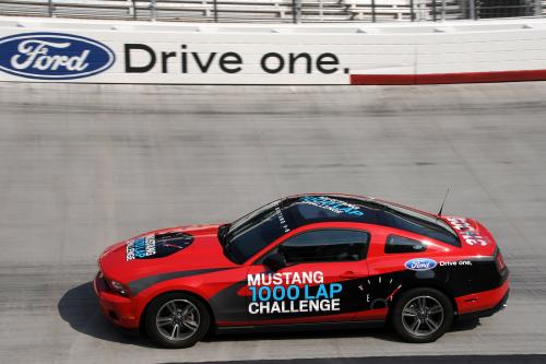 Ford Mustang 1000 Lap Challenge (2010) - picture 1 of 9