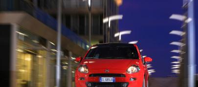 MY Fiat Punto (2012) - picture 4 of 15