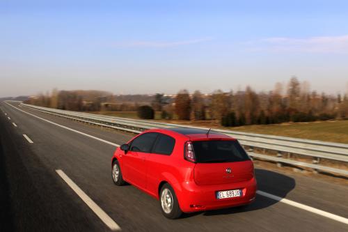 MY Fiat Punto (2012) - picture 9 of 15