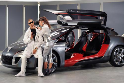N-Dubz featuring Renault Megane Coupe-Concept (2010) - picture 1 of 3