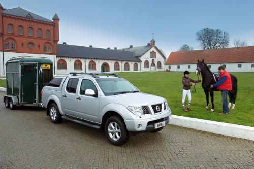Nissan Navara Aventura X-Back (2008) - picture 1 of 5