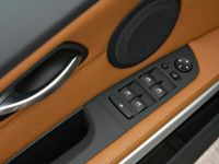BMW 3 Series (2009) - picture 29 of 34