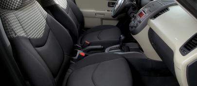 Kia Soul (2010) - picture 4 of 5