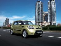 Kia Soul (2010) - picture 1 of 5