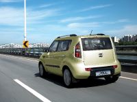 Kia Soul (2010) - picture 2 of 5