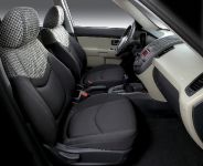 Kia Soul (2010) - picture 4 of 5