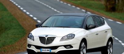 Lancia Delta (2009) - picture 23 of 32