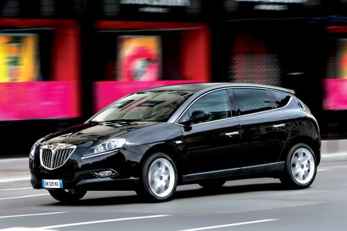 Lancia Delta (2009) - picture 17 of 32