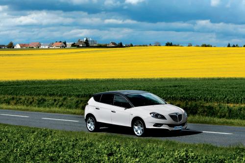 Lancia Delta (2009) - picture 24 of 32