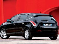 Lancia Delta (2009) - picture 2 of 32