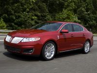Lincoln MKS (2009) - picture 1 of 13