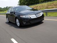 Lincoln MKS (2009)