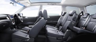 Subaru Exiga (2009) - picture 7 of 13